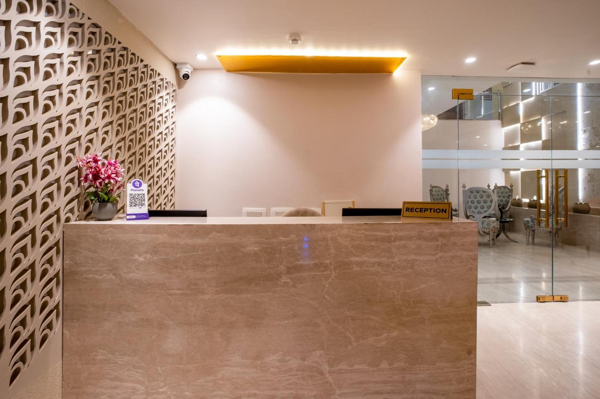Hotel Ginger Palace Delhi Airport 新德里 外观 照片