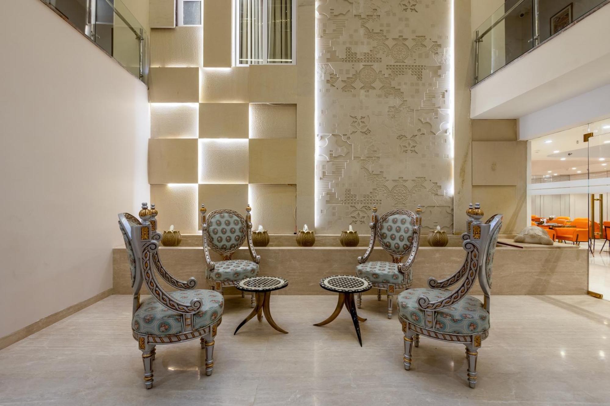 Hotel Ginger Palace Delhi Airport 新德里 外观 照片