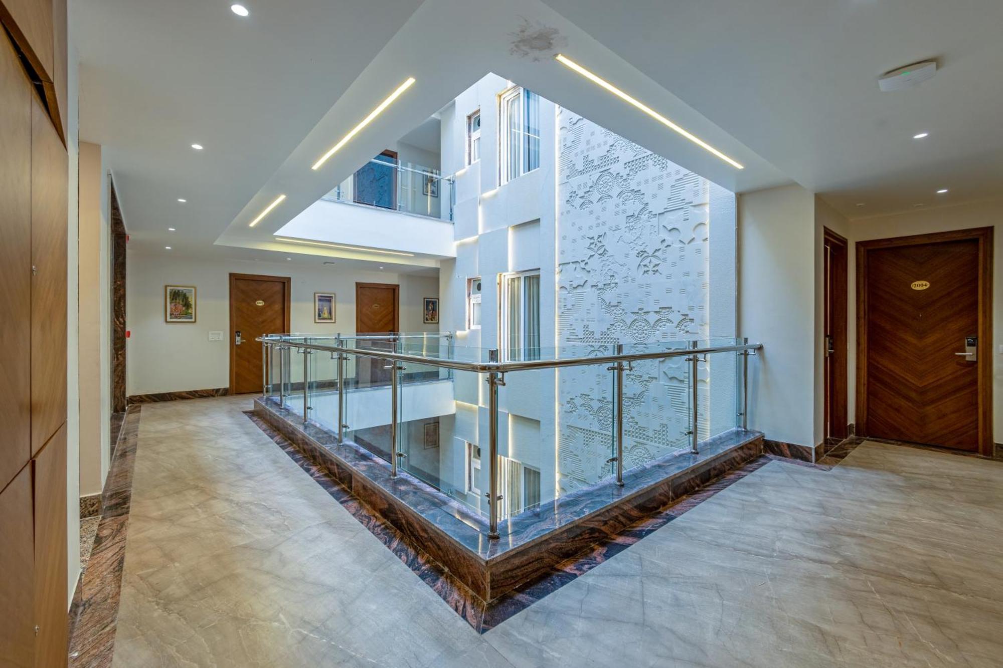 Hotel Ginger Palace Delhi Airport 新德里 外观 照片